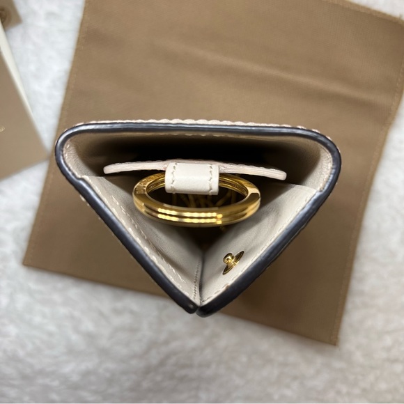 Authentic Burberry Key Holder - Picture 5 of 6